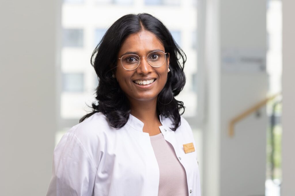 dr. manuela mentzel portrait